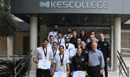 Οι φοιτητές Μαγειρικής του KES College  σάρωσαν τα Βραβεία στον Παγκύπριο Διαγωνισμό Μαγειρικής HO.RE.CA. Gastronomia Expo 2023